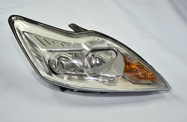 ford cıkma yedek focus 2 makyajlı sağ far 